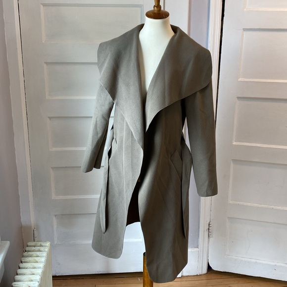 NWT Boohoo Belted Shawl Collar Coat, One Size - Picture 12 of 16